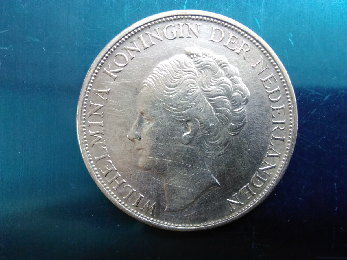Netherlands-East-Indies,-2˝-Gulden---Wilhelmina-1943